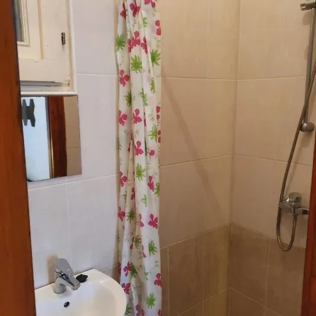 Apartamento And Spacious At Corvin *